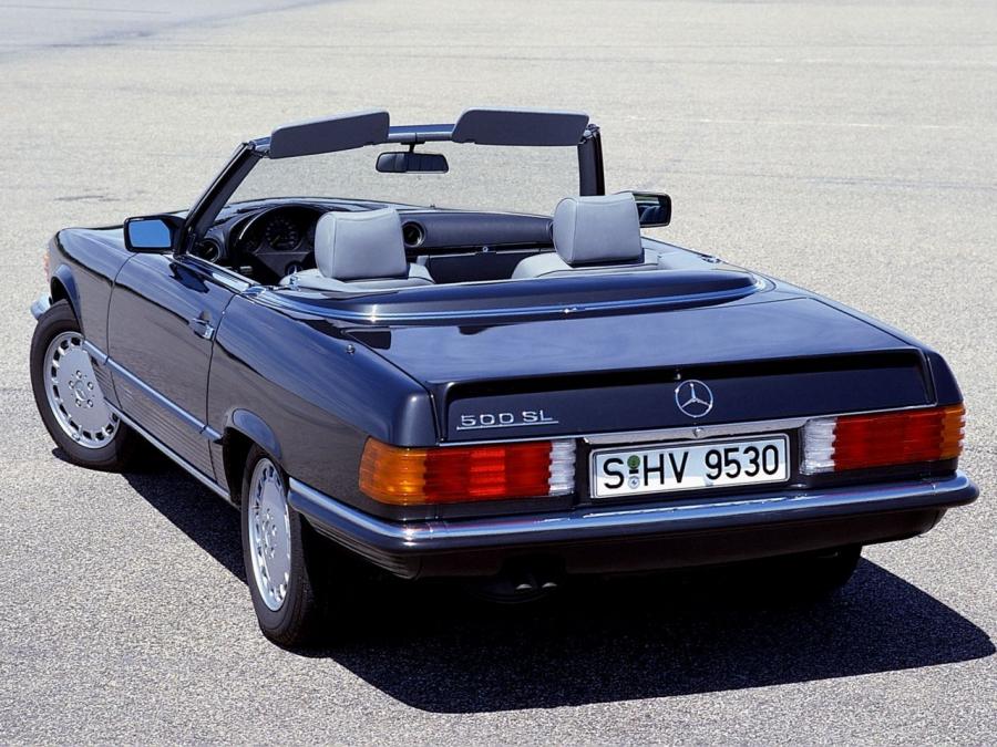  Mercedes-Benz 500 SL 1980 года  (фото 12 из 25)